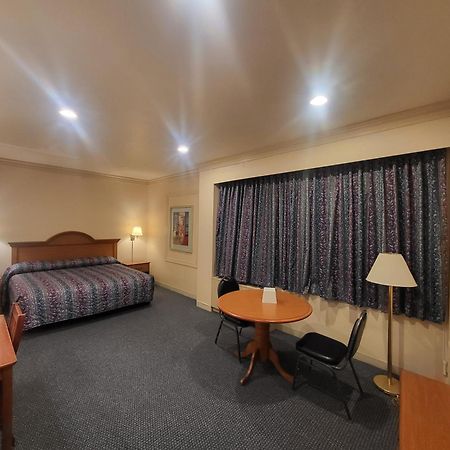 Roosevelt Inn At Roosevelt Blvd, Philadelphia, Pa מראה חיצוני תמונה